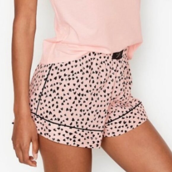 PINK Victoria's Secret Pants - Victorias Secret Pink Low Rise shorts